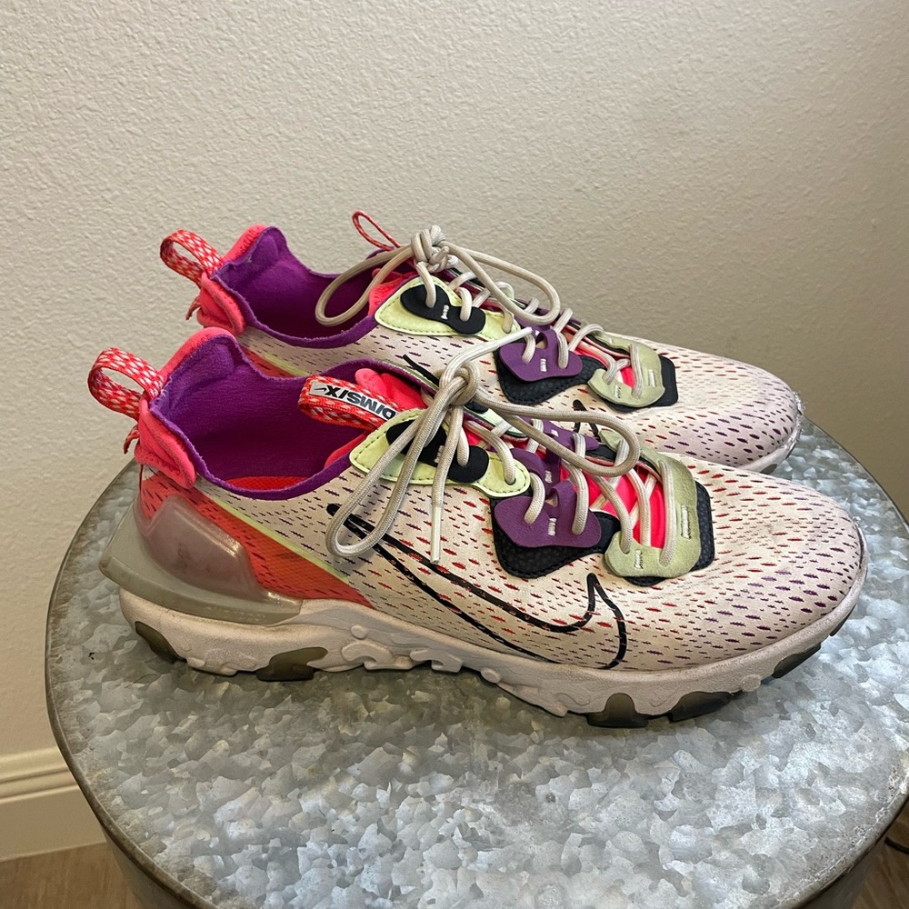 Nike 🏃‍♂️ Men’s D/MS/X Trainers 10.5

2020
React Vision 'Barely Volt Pink'